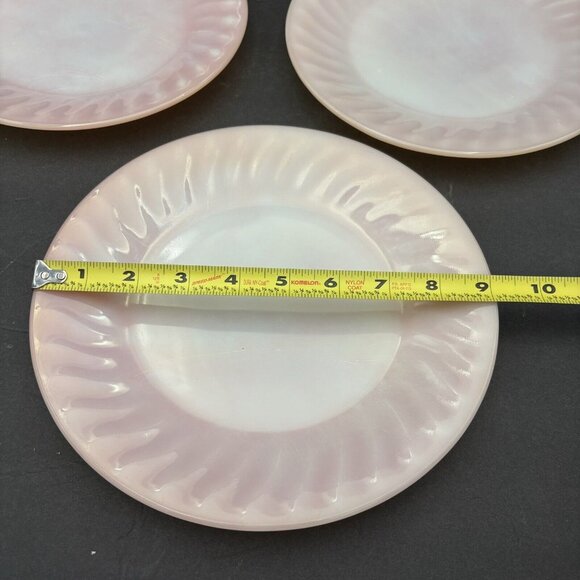 Set of 3 VTG 50s Fire King Pink‎ Swirl 9” Dinner Plates Ovenware Anchor Hocking - Picture 3 of 10